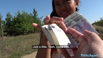 Pajkos thai tini pina pénzért kupakol Thumb
